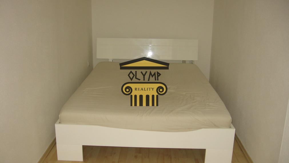 OLYMP - Zariadený 1,5-izbový byt na Považanovej v  Dúbravke