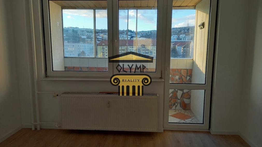 OLYMP – Predaj 3-izbového bytu s loggiou v zateplenom dome na Budyšínskej ulici