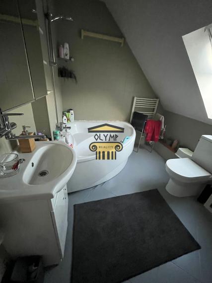 EXKLUZÍVNE na predaj – čarovný 5-izbový RD s vôňou borovicového lesa na veľmi dobrej adrese v Lozorne, pozemok 552 m2