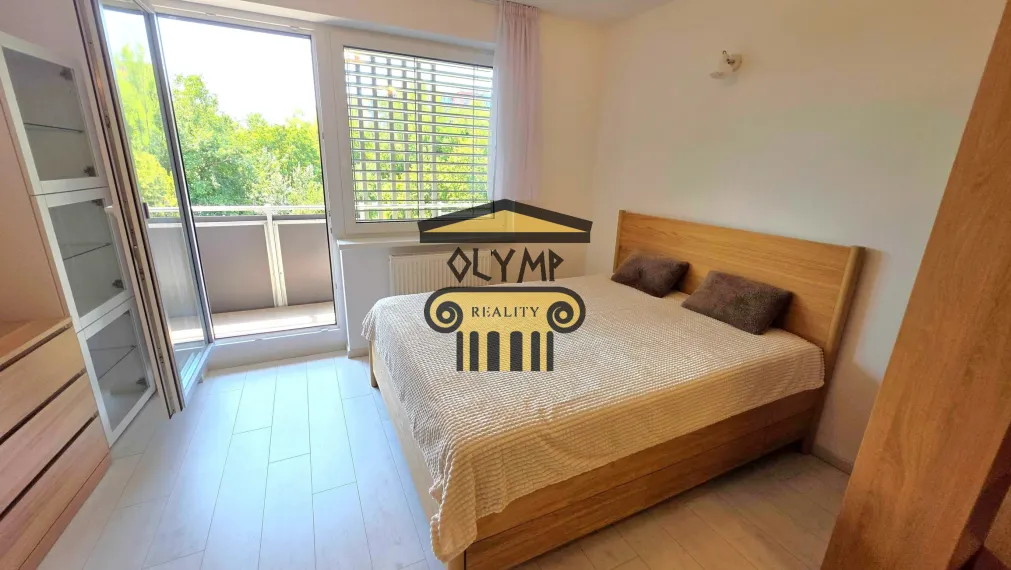 Exkluzívne bývanie pre NÁROČNÝCH - prenájom zariadený APARTMÁN s loggiou a parkovacím miestom v projekte BOOMERANG, Hudecova ul. v Karlovej Vsi