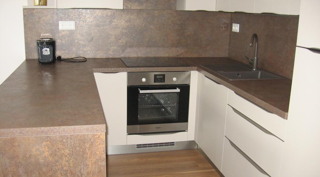 OLYMP - Zariadený 1,5-izbový byt na Považanovej v  Dúbravke