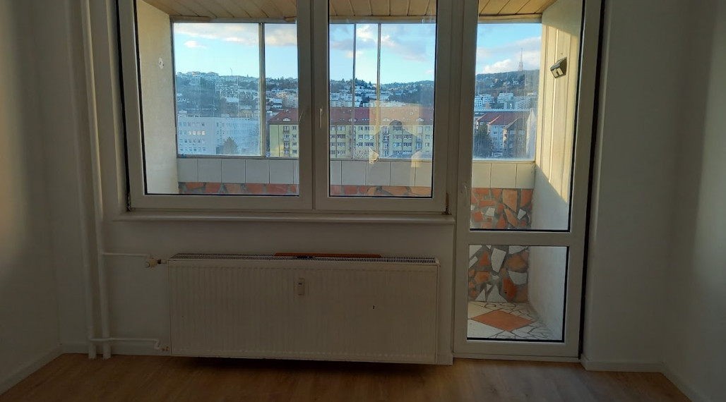 OLYMP – Predaj 3-izbového bytu s loggiou v zateplenom dome na Budyšínskej ulici