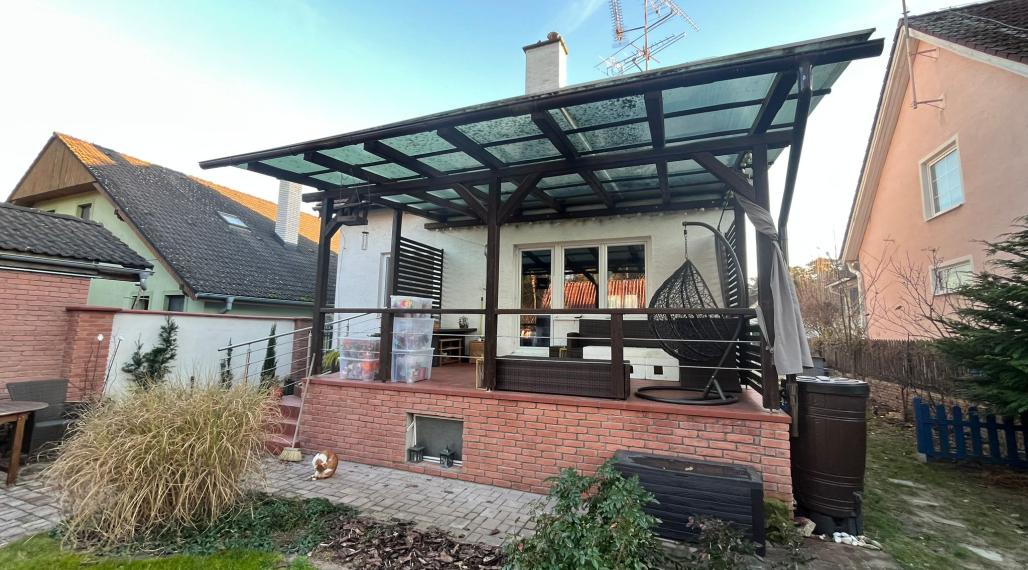 REZERVOVANÉ! na predaj – čarovný 5-izbový RD s vôňou borovicového lesa na veľmi dobrej adrese v Lozorne, pozemok 552 m2