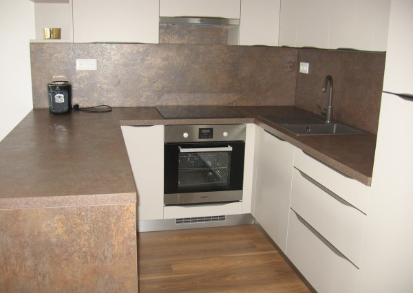 OLYMP - Zariadený 1,5-izbový byt na Považanovej v  Dúbravke